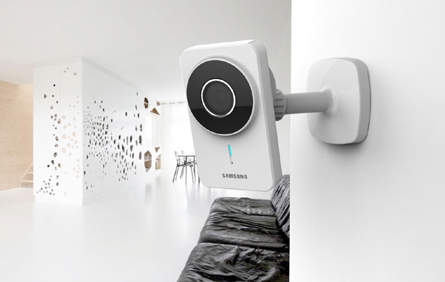 Samsung annonce la disponibilité des caméras  WiFi-enabled DV300F DualView et  WB150F MegaZoom